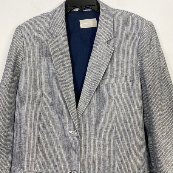 EVERLANE
The Linen Oversized Blazer - Picture 4 of 14